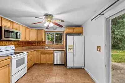 21 Surrey Ln #21, Bourne, MA 02532 - Photo 8