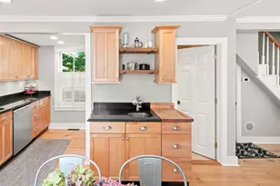 6 Merrill St, Newburyport, MA 01950 - Photo 10