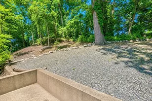 25 Gediminas St, Worcester, MA 01610 - Photo 30