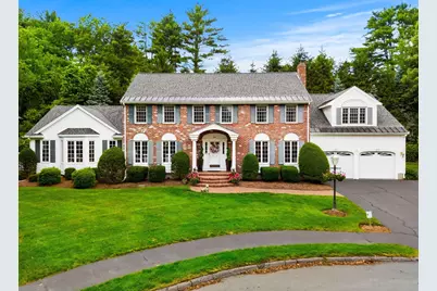 9 Eisenhower Circle, Wellesley, MA 02482 - Photo 1