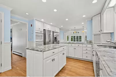 9 Eisenhower Circle, Wellesley, MA 02482 - Photo 8