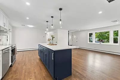 146 Helen Dr, Marlborough, MA 01752 - Photo 2