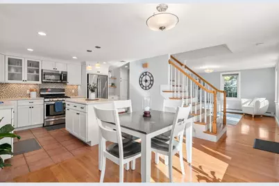 3 Broads Ave, Natick, MA 01760 - Photo 8