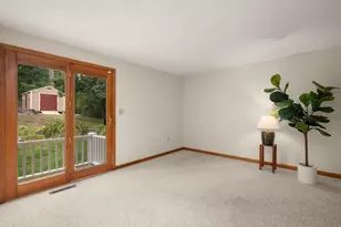 36 Grove St, Reading, MA 01867 - Photo 18