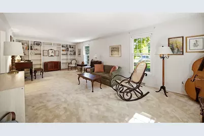 64 Cambridge Cir, Longmeadow, MA 01106 - Photo 16