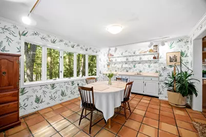 64 Cambridge Cir, Longmeadow, MA 01106 - Photo 10