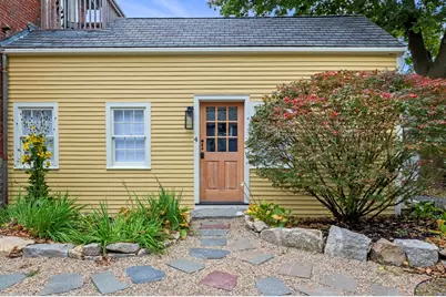 33 Broadway #4, Rockport, MA 01966 - Photo 2