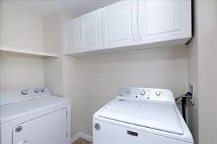 7 Lapham St, Medford, MA 02155 - Photo 20