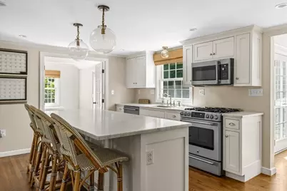 37 Stagecoach Rd, Hingham, MA 02043 - Photo 4