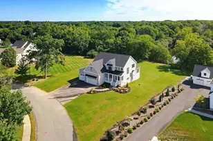 4 Julia Ln, Mansfield, MA 02048 - Photo 8