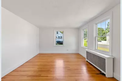 41 Jones Ave, Randolph, MA 02368 - Photo 4