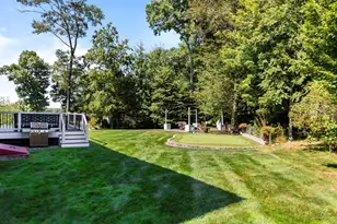 560 Shining Rock Dr, Northbridge, MA 01534 - Photo 34