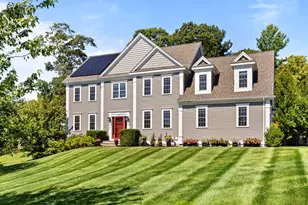 560 Shining Rock Dr, Northbridge, MA 01534 - Photo 1