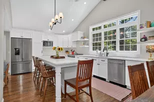 18 Coolidge Cir, Northborough, MA 01532 - Photo 6