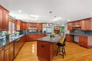 681 High St, Walpole, MA 02081 - Photo 8
