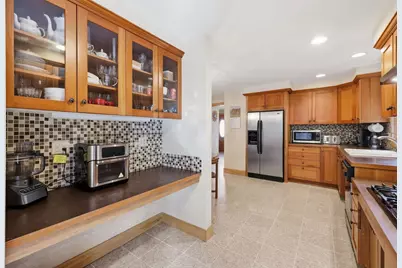 98 Meadowlark Dr, Longmeadow, MA 01106 - Photo 8