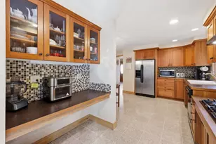 98 Meadowlark Dr, Longmeadow, MA 01106 - Photo 8