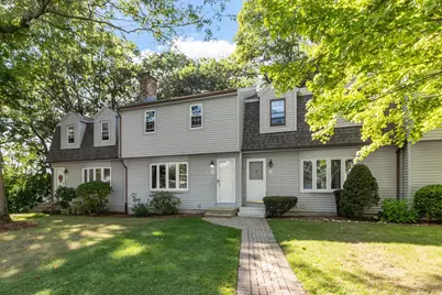 15 Tiffany Cir #15, Millbury, MA 01527 - Photo 2