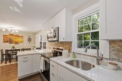 15 Tiffany Cir #15, Millbury, MA 01527 - Photo 18