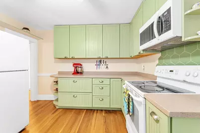 8 Hawthorne Park #8, Cambridge, MA 02138 - Photo 10