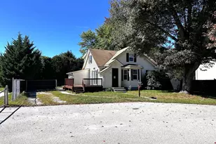 101 Main St, Oxford, MA 01540 - Photo 2