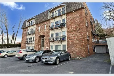 33 Prospect St #301, Fall River, MA 02720 - Photo 2