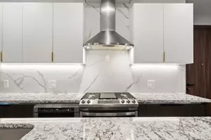 32 Pearl St, Boston, MA 02125 - Photo 4
