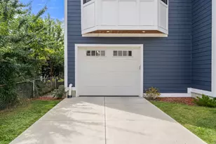32 Pearl St, Boston, MA 02125 - Photo 26