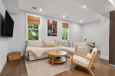 32 Pearl St #3, Boston, MA 02125 - Photo 8