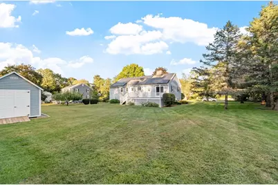 2 Dorset Circle, Andover, MA 01810 - Photo 8