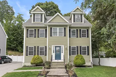 20 Smith Lane, Medford, MA 02155 - Photo 2