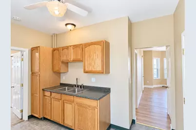 456 Coggeshall St #2, Fall River, MA 02721 - Photo 8