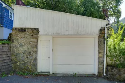1 Wakefield Avenue, Saugus, MA 01906 - Photo 24