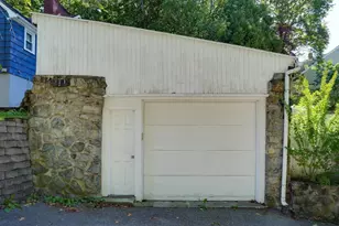 1 Wakefield Ave, Saugus, MA 01906 - Photo 24