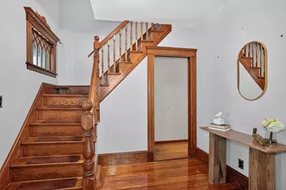 1 Wakefield Avenue, Saugus, MA 01906 - Photo 6