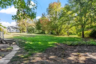 15 Arcadia St, Grafton, MA 01560 - Photo 2
