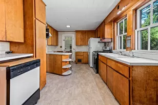 17 Tudor Terrace, Newton, MA 02466 - Photo 10