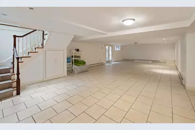 14 Winthrop St, Newton, MA 02465 - Photo 26