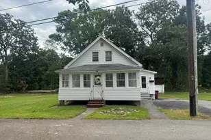 47 Pemberton St, Lowell, MA 01850 - Photo 2