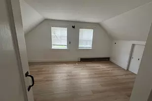 47 Pemberton St, Lowell, MA 01850 - Photo 8