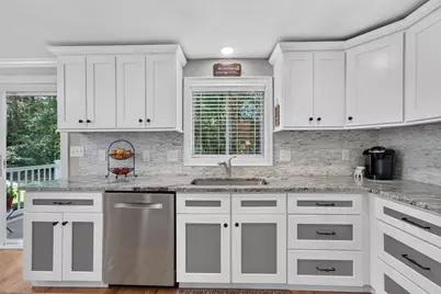 165 Forest Street, Hamilton, MA 01982 - Photo 2