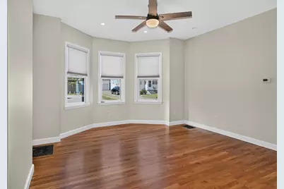 9 Ash St #1, Belmont, MA 02478 - Photo 4