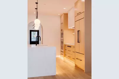 79 Park St #2, Brookline, MA 02446 - Photo 4