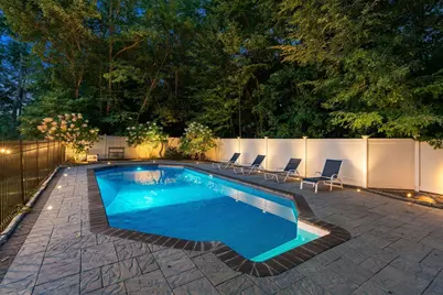 3 Crockett Cir, Hopedale, MA 01747 - Photo 6