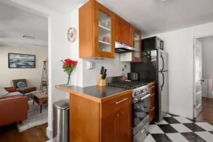 72 Lexington Ave, Somerville, MA 02144 - Photo 14