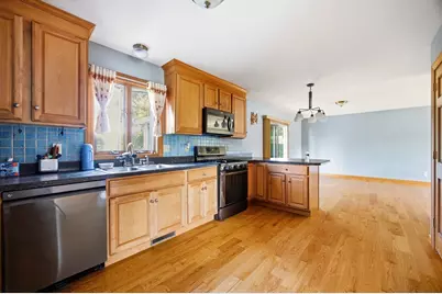 245 North St, Agawam, MA 01030 - Photo 12