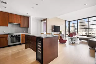 580 Washington St, Boston, MA 02111 - Photo 1
