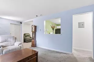 491 W Central St, Franklin, MA 02038 - Photo 6