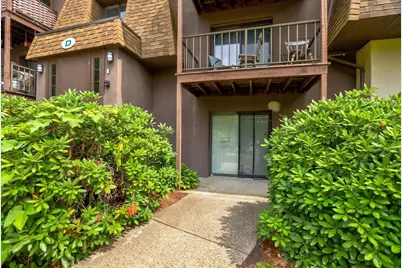 491 W Central St #D2, Franklin, MA 02038 - Photo 2