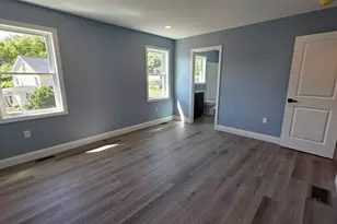 12 Willow St, Chicopee, MA 01020 - Photo 18